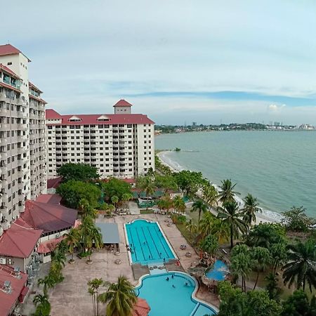 Glory Beach Resort Private Penthouse Port Dickson Extérieur photo