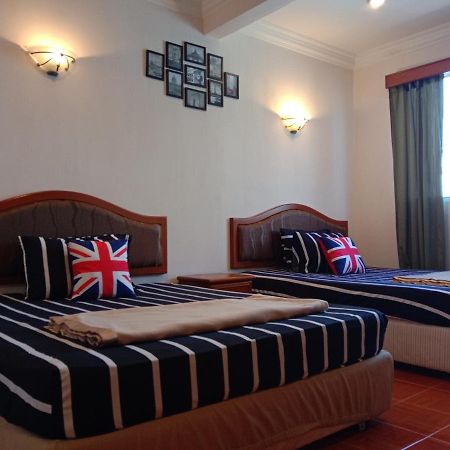 Glory Beach Resort Private Penthouse Port Dickson Extérieur photo