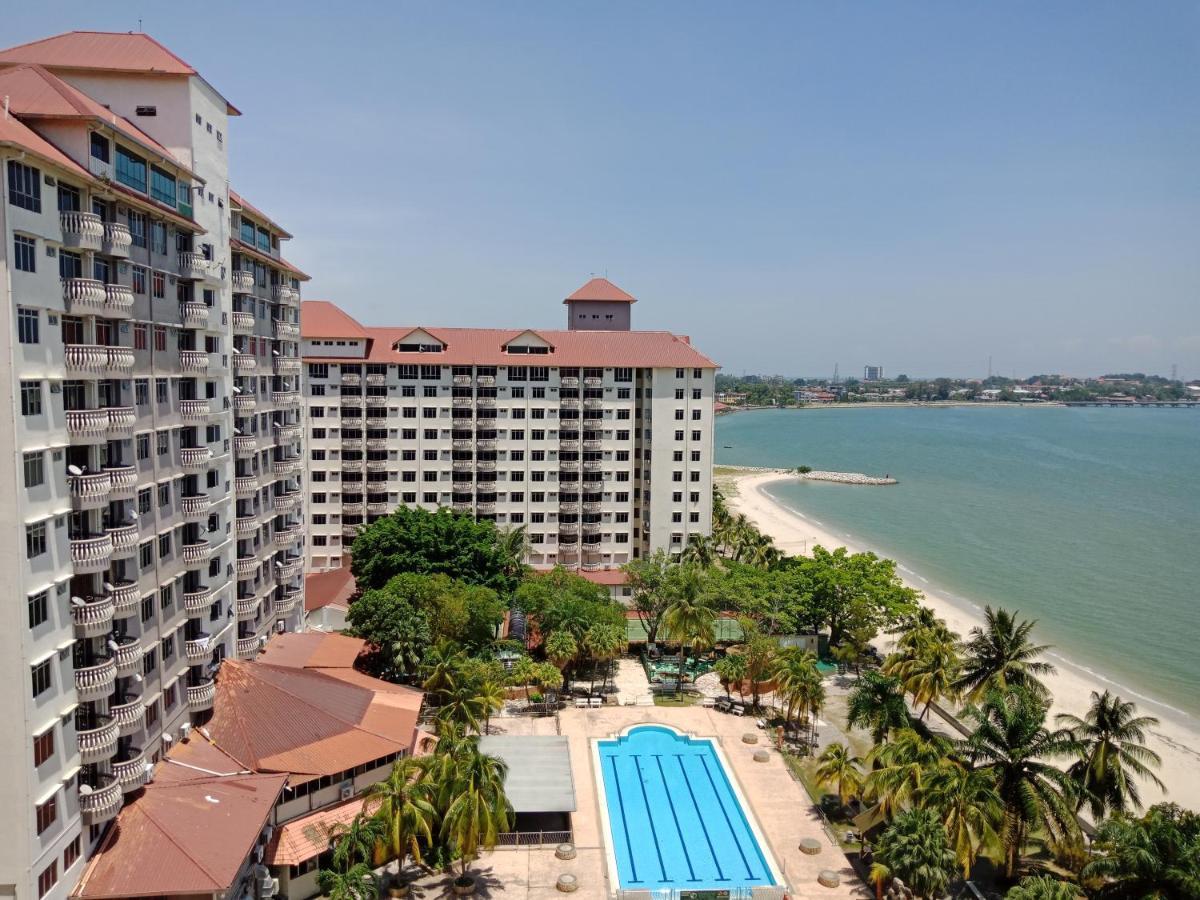 Glory Beach Resort Private Penthouse Port Dickson Extérieur photo