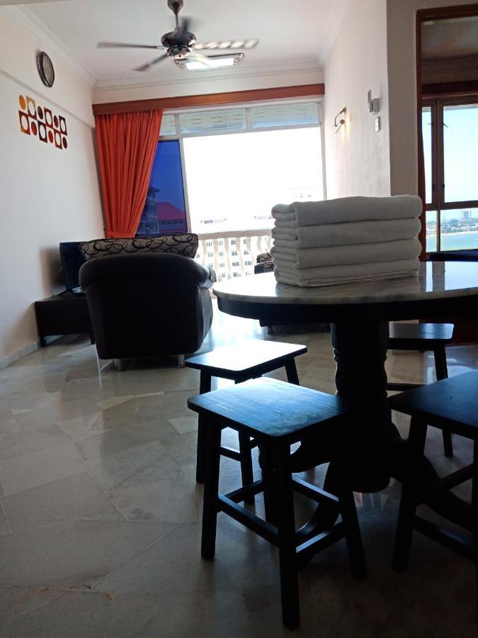 Glory Beach Resort Private Penthouse Port Dickson Extérieur photo
