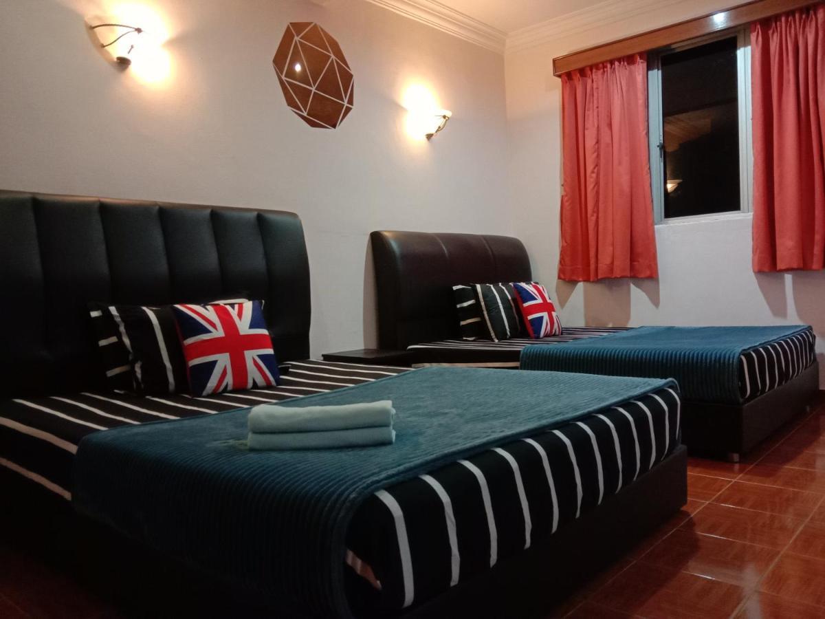 Glory Beach Resort Private Penthouse Port Dickson Extérieur photo